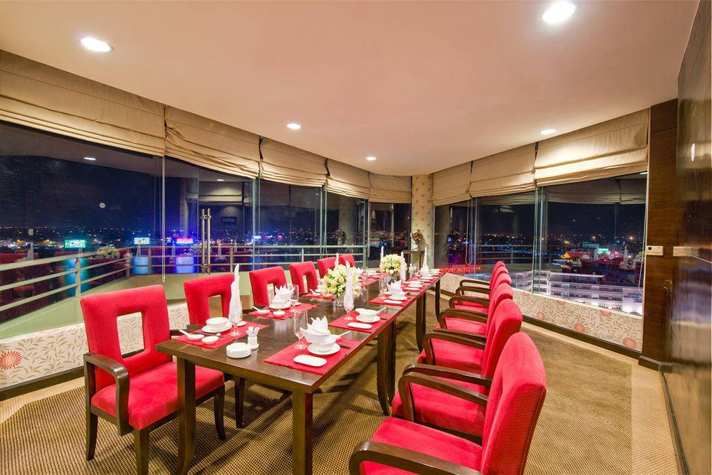 Muong Thanh Holiday Hue Hotel Eksteriør billede