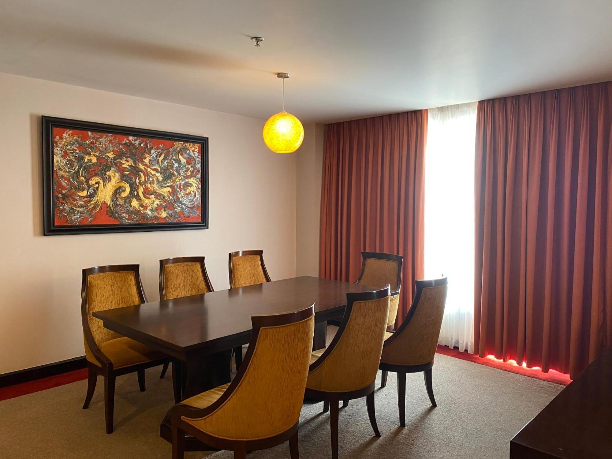 Muong Thanh Holiday Hue Hotel Værelse billede