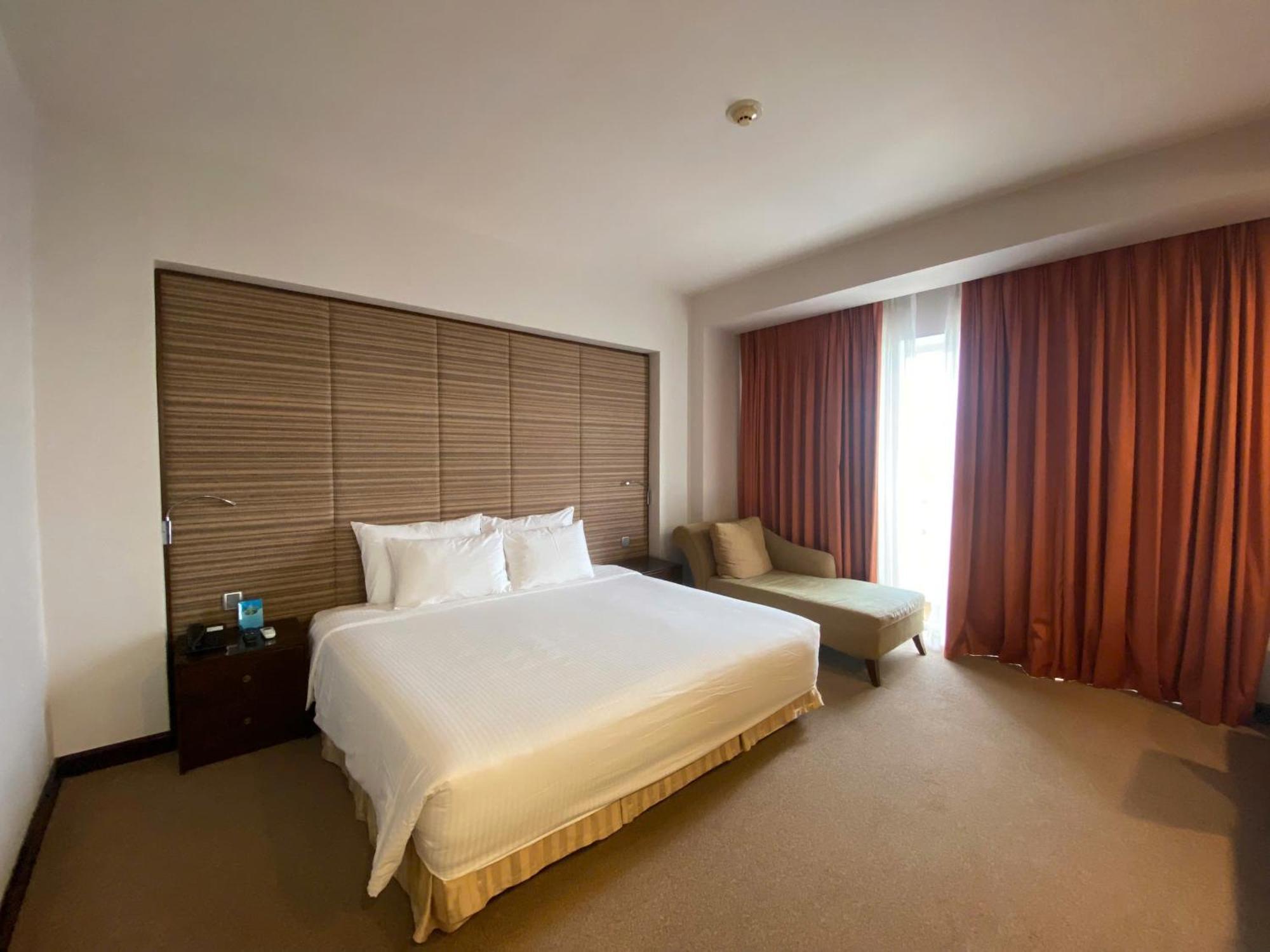 Muong Thanh Holiday Hue Hotel Værelse billede