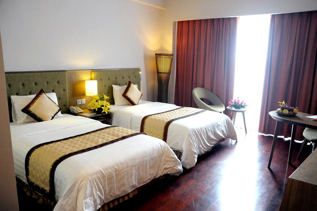 Muong Thanh Holiday Hue Hotel Eksteriør billede