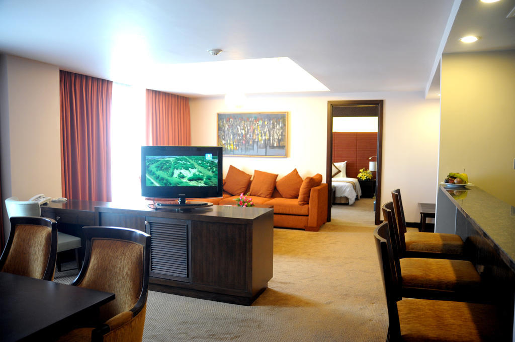 Muong Thanh Holiday Hue Hotel Eksteriør billede