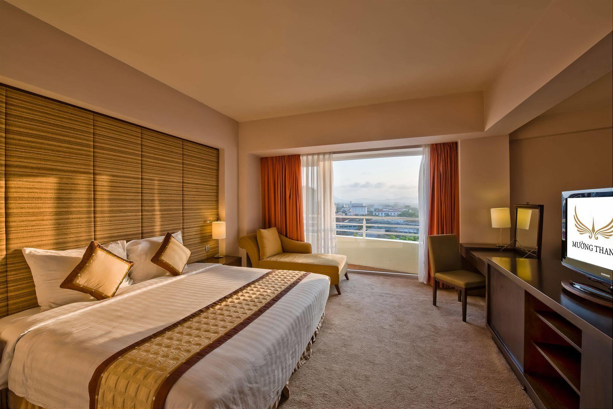 Muong Thanh Holiday Hue Hotel Eksteriør billede