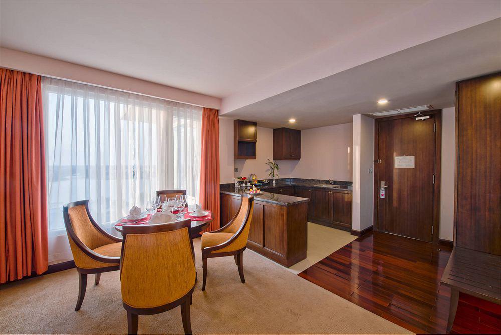 Muong Thanh Holiday Hue Hotel Eksteriør billede